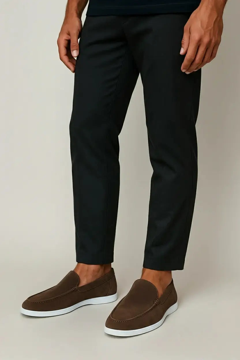 Mocasines de ante atemporales para la elegancia diaria
