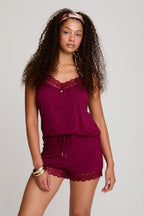 Conjunto de pijama corto con camisola de encaje de bambú en color burdeos