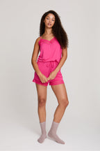 Conjunto de pijama corto con top de encaje de bambú en color frambuesa