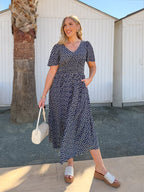 Maddie Vestido de Manga Corta - Estampado de Lunares en Azul Marino
