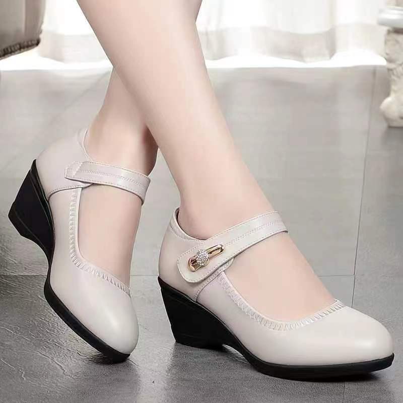 Carmen | Zapatos de tacón en piel suave con suela antideslizante y flexible