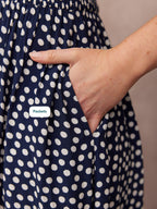 Maddie Vestido de Manga Corta - Estampado de Lunares en Azul Marino
